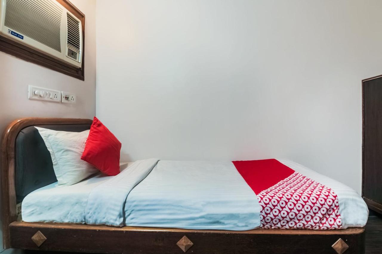 Hotel Amrit Regency Ґувахаті Екстер'єр фото